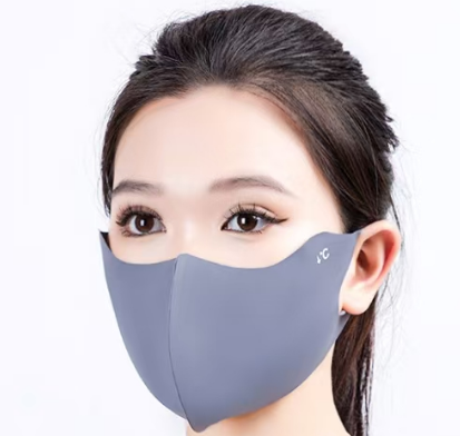 Seamless Face Mask · 01